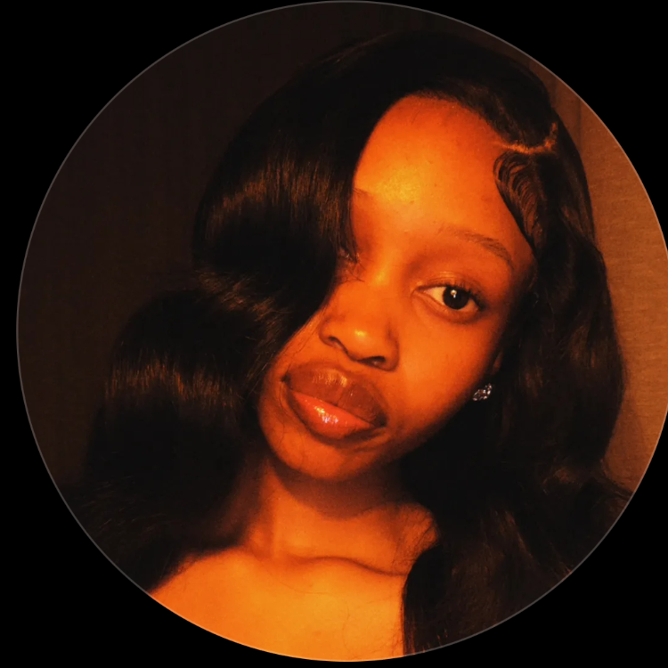 Lolo Masukela, beauty and hair TikTok creator